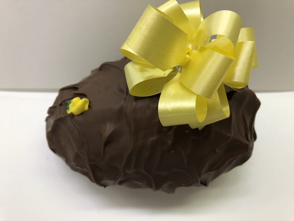 1 Lb Butter Cream Bow Egg Aunt Charlotte's Candies